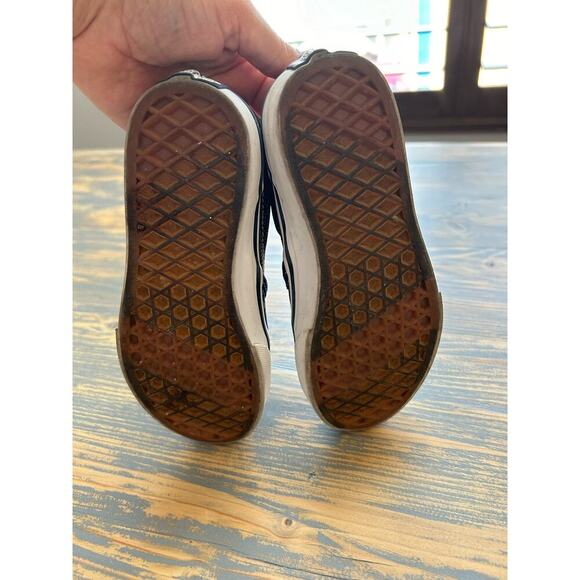 Glow in the Dark Vans Dinosaur 13.5 Easy Slip On - Picture 6 of 7